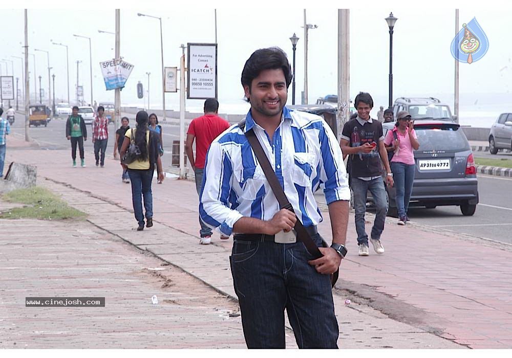 Solo Movie Latest Stills - 61 / 77 photos