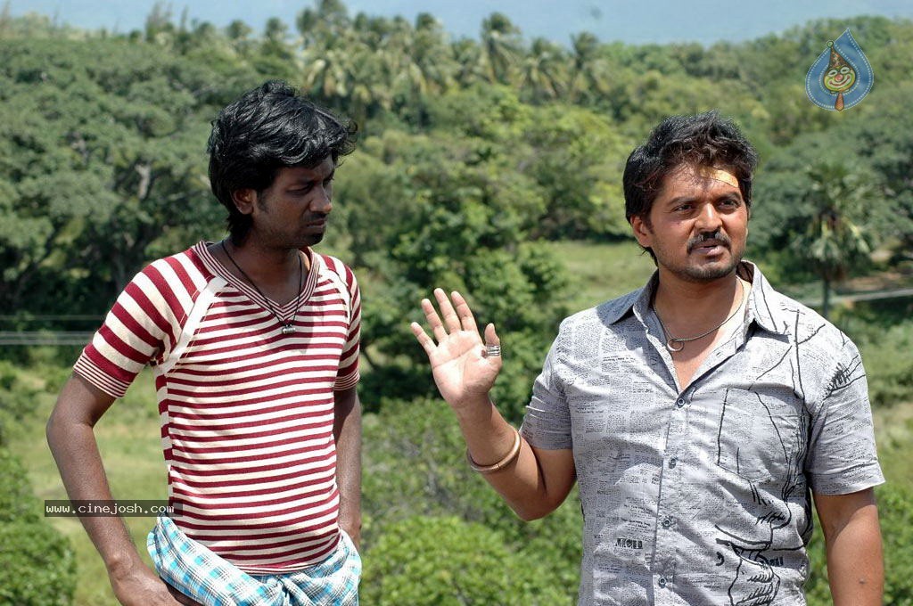 Sooran Movie New Stills - 6 / 51 photos