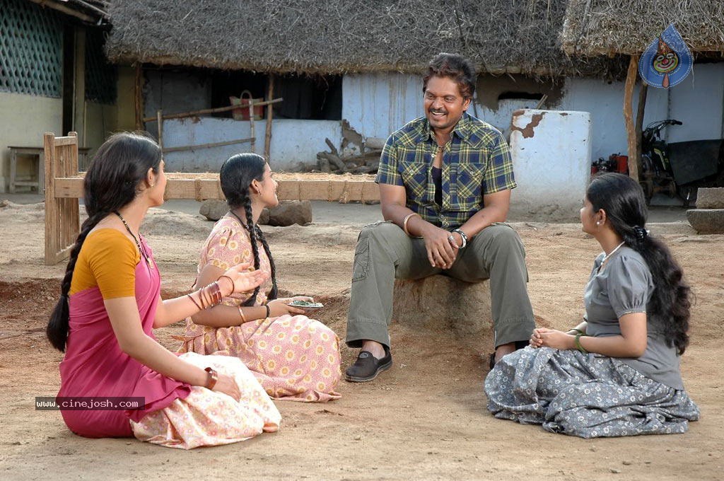 Sooran Movie New Stills - 10 / 51 photos