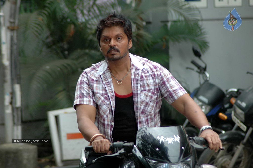 Sooran Movie New Stills - 22 / 51 photos