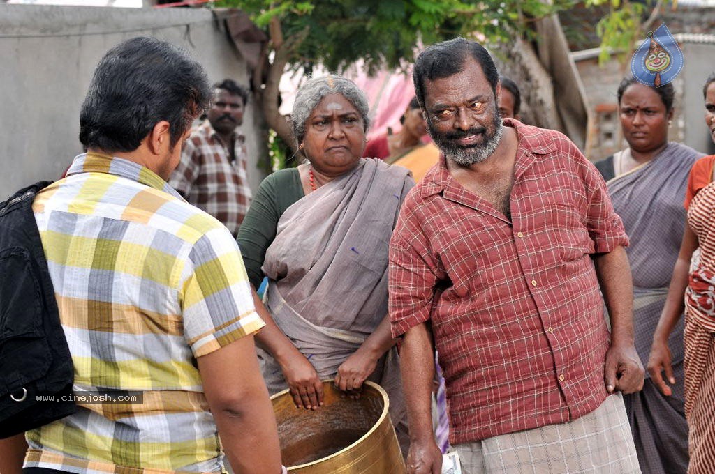 Sooran Movie New Stills - 48 / 51 photos