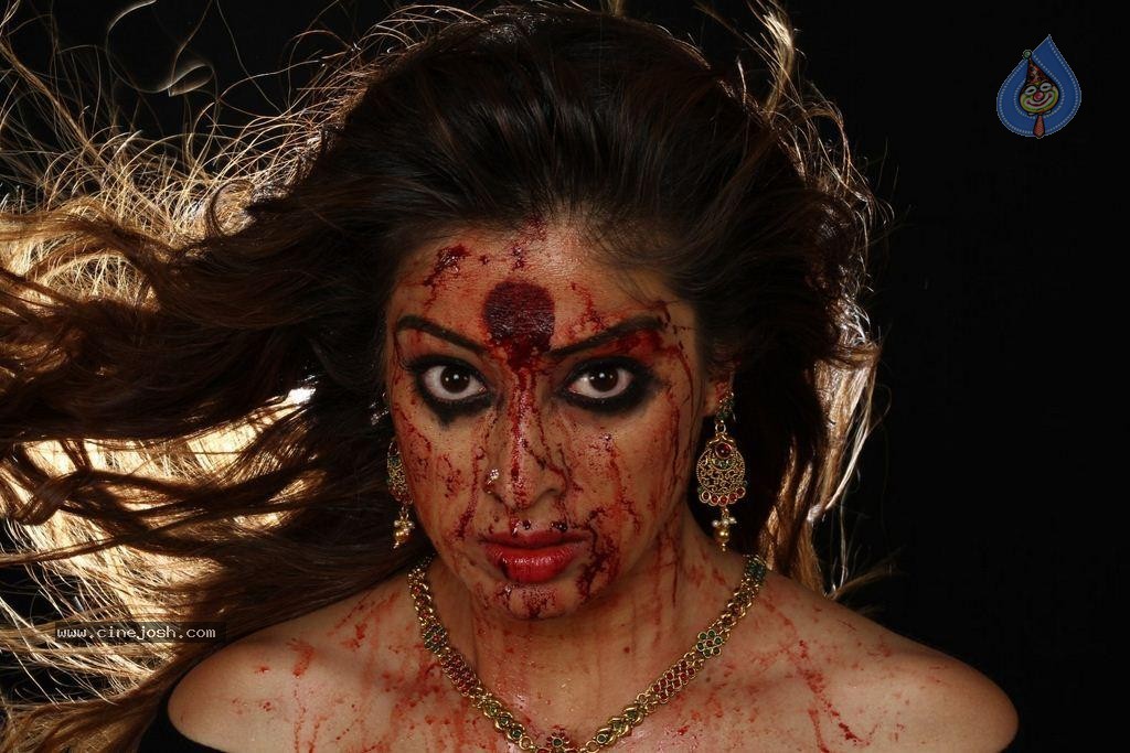 Sowkarpettai Tamil Movie Stills - 58 / 63 photos