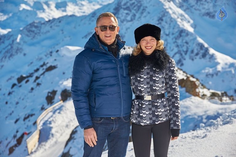 Specter James Bond 007 Film Photos - 2 / 9 photos