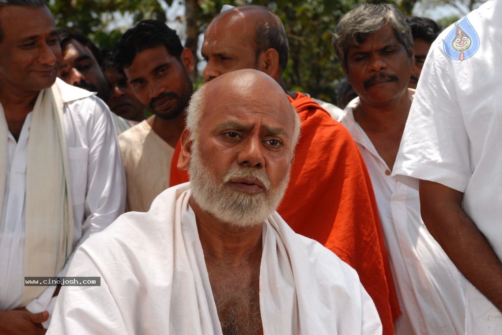 Sri Narayanaguru Movie Stills - 35 / 35 photos