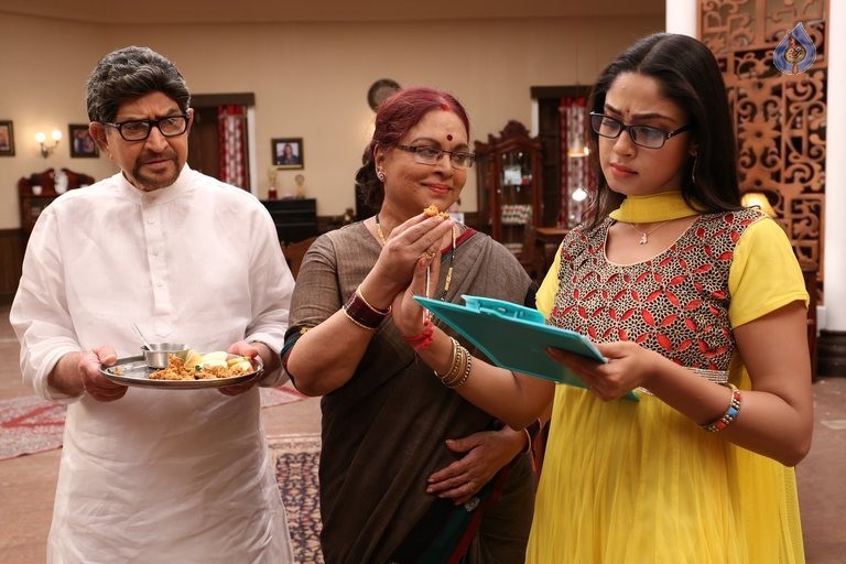 Sri Sri Movie Photos - 23 / 82 photos