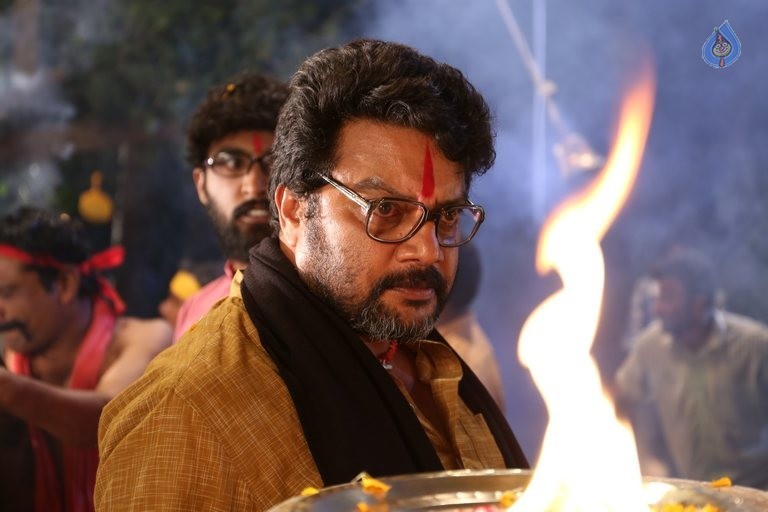 Sri Sri Movie Photos - 43 / 82 photos