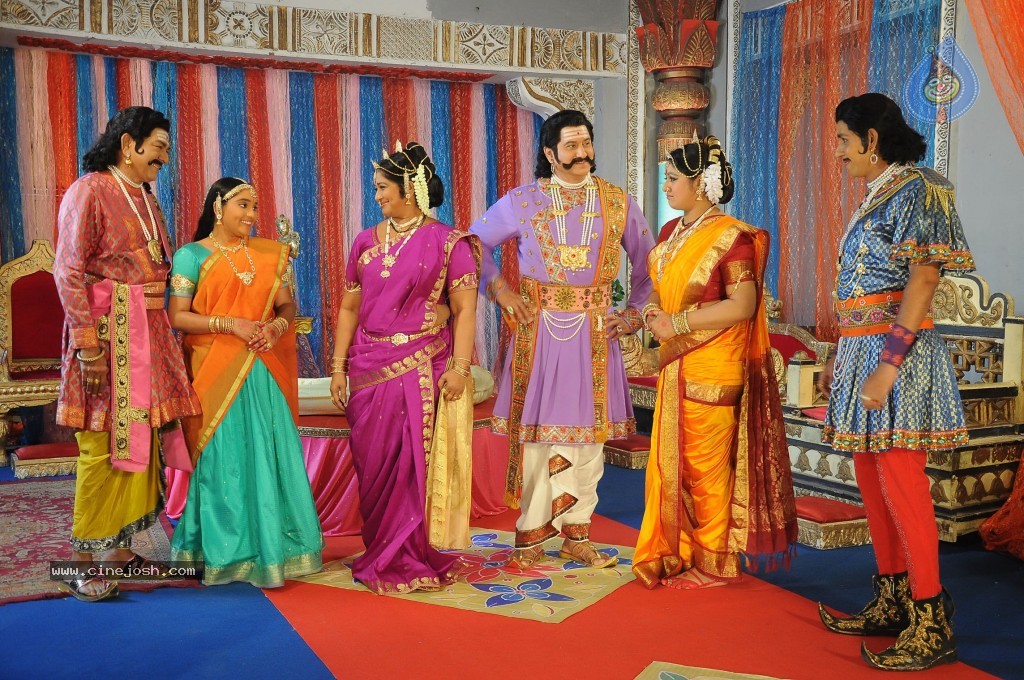 Sri Vasavi Vaibhavam Movie New Stills - 7 / 39 photos