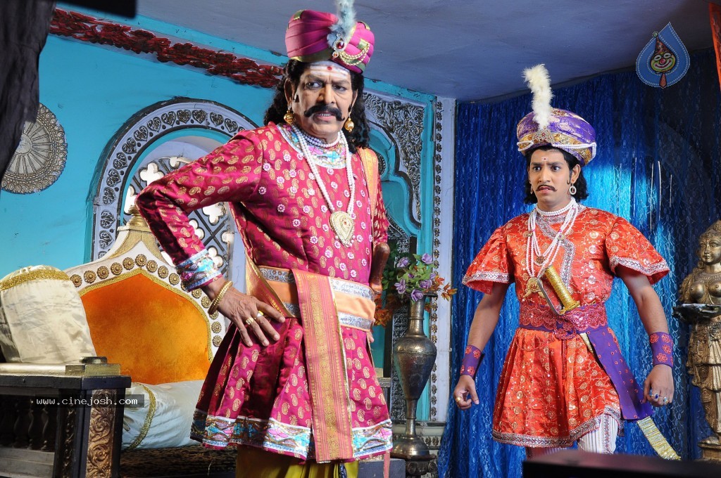 Sri Vasavi Vaibhavam Movie New Stills - 34 / 39 photos