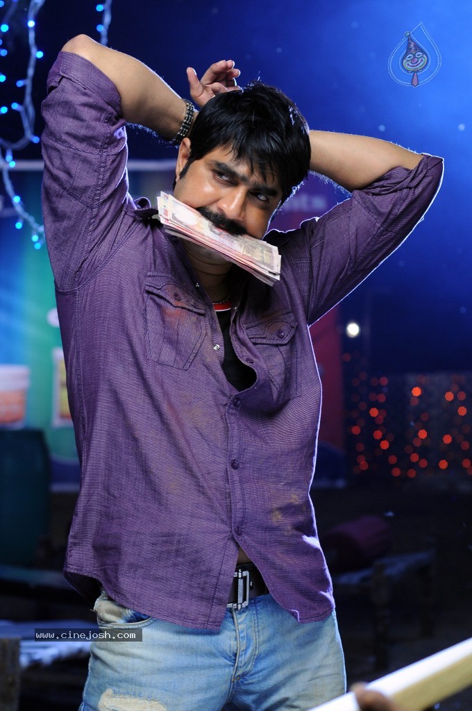 Srikanth Raja Rajeswari Pictures Movie Stills - 13 / 18 photos
