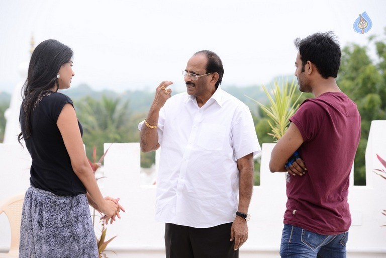 Srivalli Movie Working Stills - 10 / 21 photos