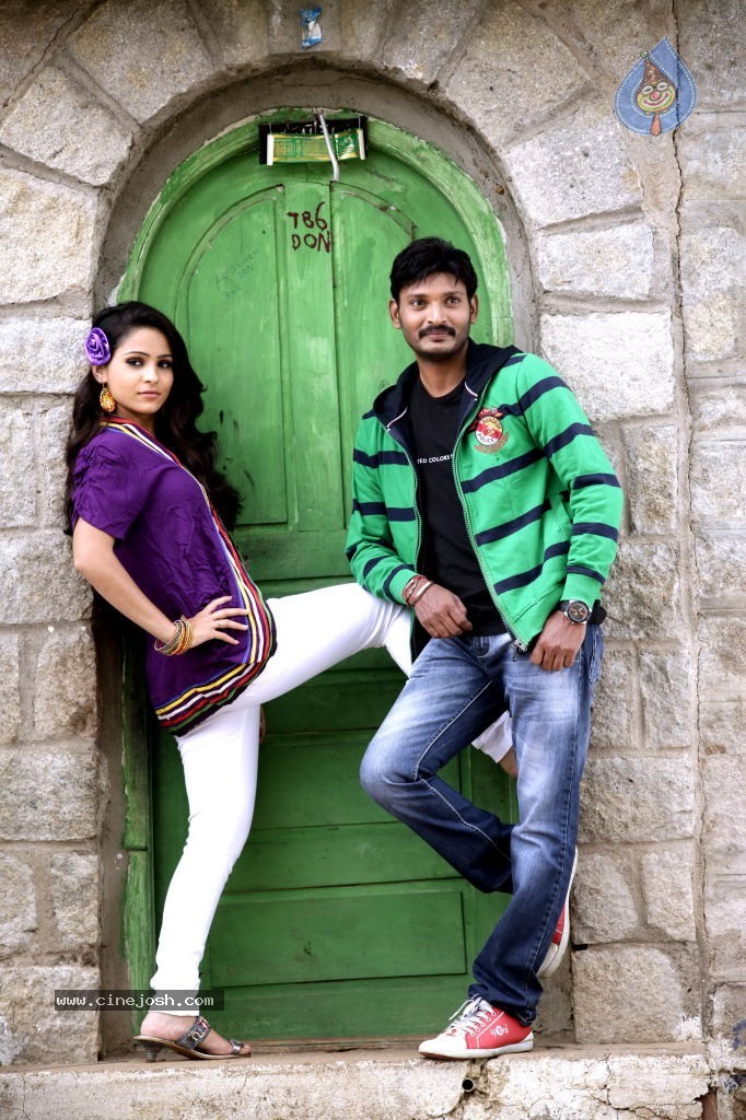 Student Star Movie Stills - 18 / 34 photos