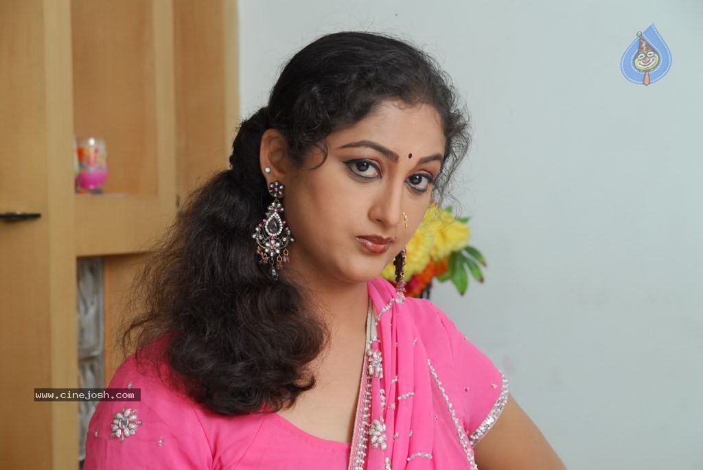 Subramanya Sastry Tamil Movie Stills - 11 / 40 photos