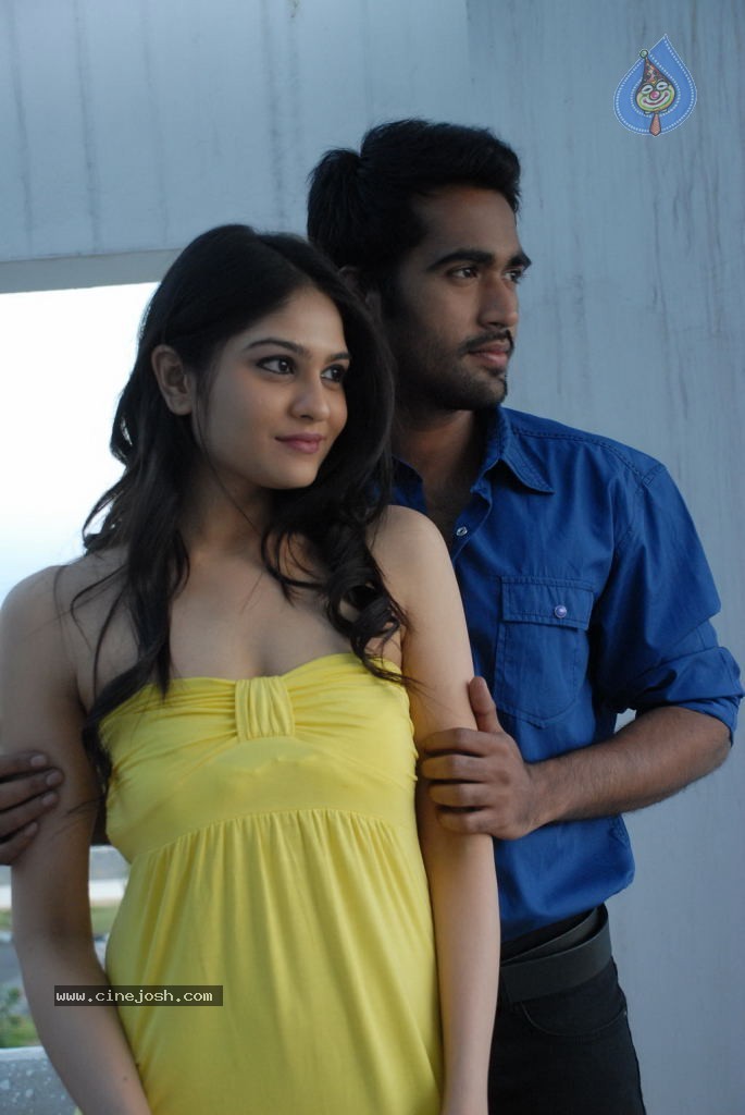 Summa Nachunu Irukku Tamil Movie Photos - 15 / 75 photos