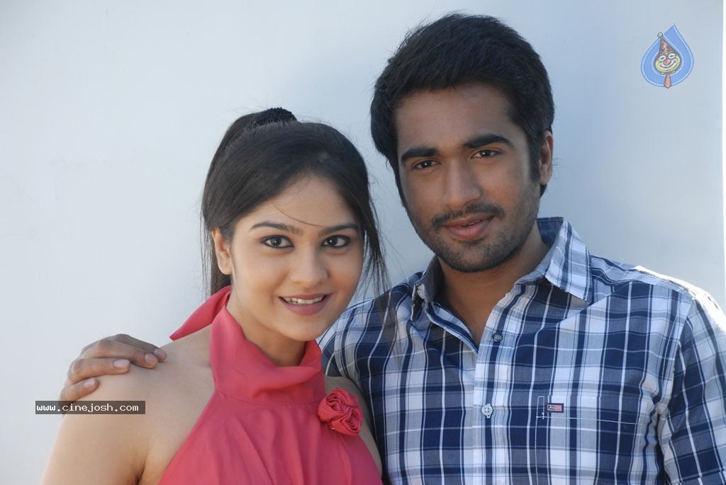 Summa Nachunu Irukku Tamil Movie Photos - 64 / 75 photos