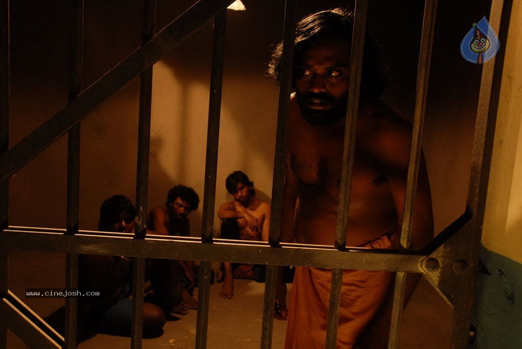 Sundattam Tamil Movie Stills - 56 / 76 photos