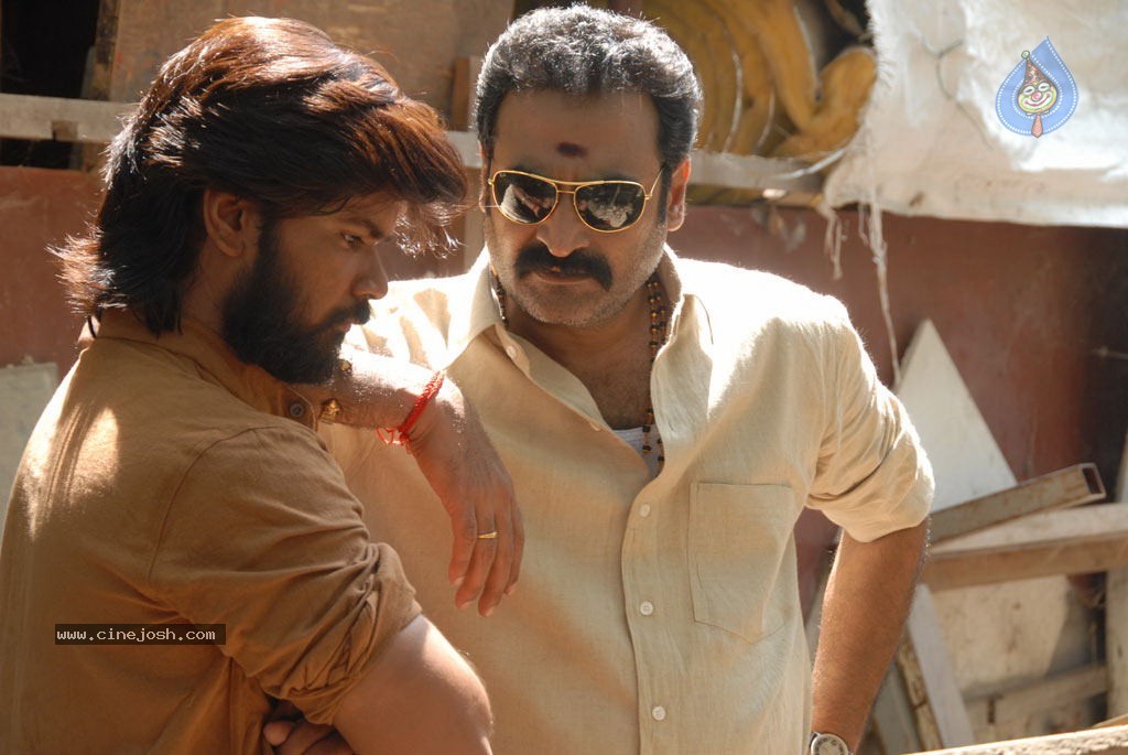 Sundattam Tamil Movie Stills - 59 / 76 photos