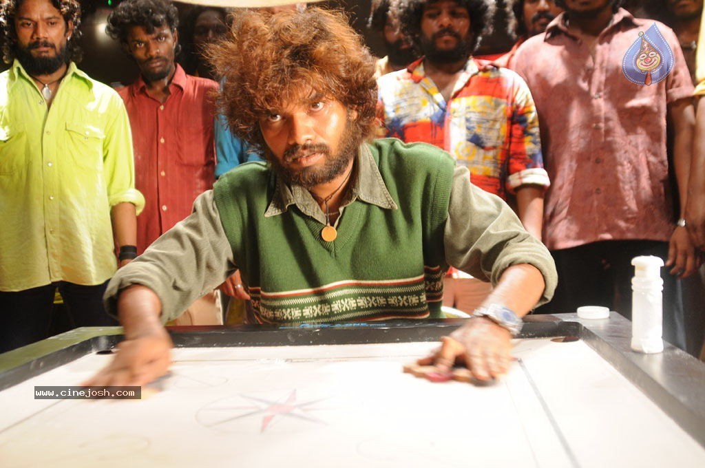 Sundattam Tamil Movie Stills - 67 / 76 photos