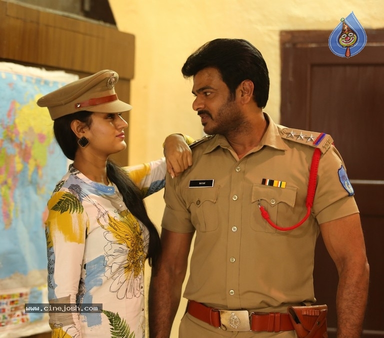 Super Sketch Movie Stills - 6 / 13 photos
