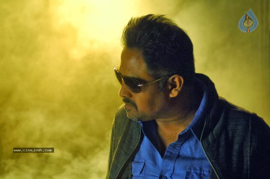Surya Anjaan Tamil Movie 1st Look Stills - 11 / 12 photos