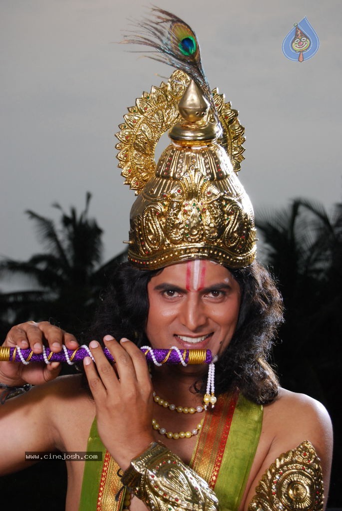 Swami Satyananda Movie New Stills - 28 / 37 photos