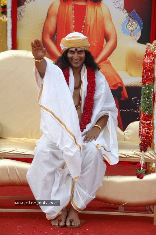 Swami Satyananda Movie Stills - 16 / 17 photos