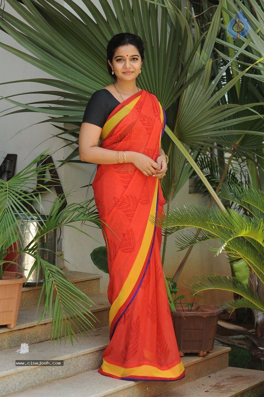 Swathi Stills in Tripura Movie - 5 / 24 photos