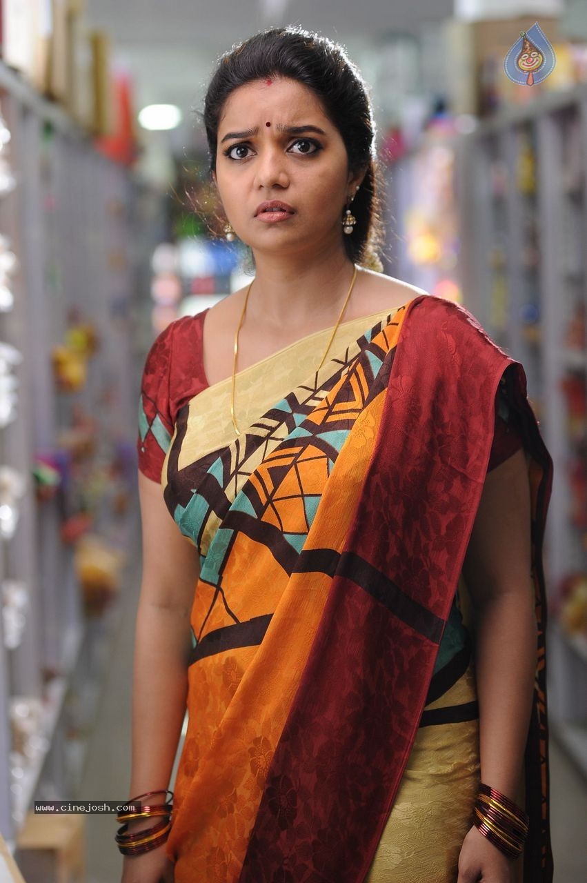 Swathi Stills in Tripura Movie - 18 / 24 photos