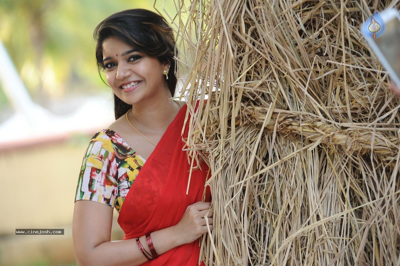 Swathi Stills in Tripura Movie - 24 / 24 photos