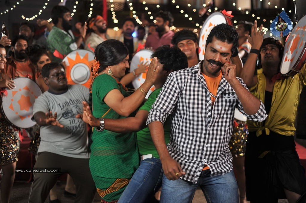 Swethabasu Item Song Stills in Intelligent Idiots - 11 / 27 photos