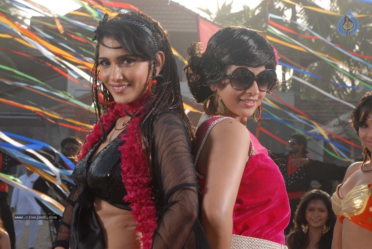 Swiss Bank ki Daredi Movie Hot Stills - 7 / 31 photos