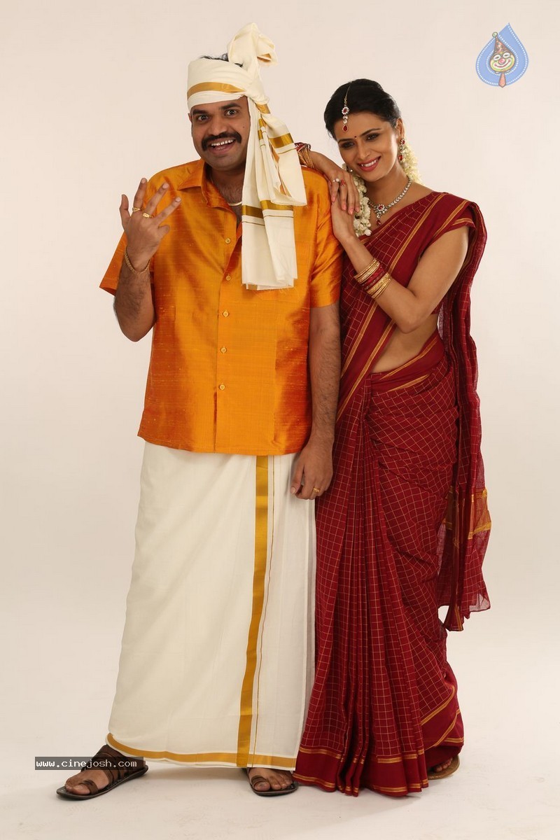 Takkar Tamil Movie Stills - 22 / 53 photos
