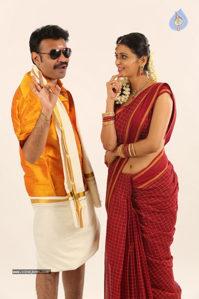 Takkar Tamil Movie Stills - 32 / 53 photos