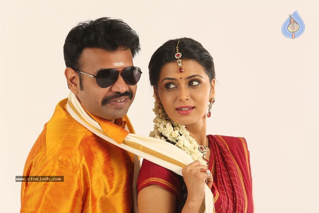 Takkar Tamil Movie Stills - 37 / 53 photos