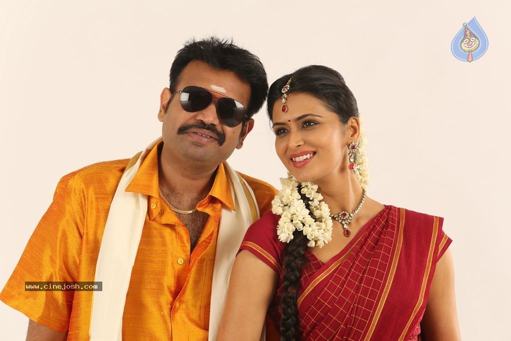 Takkar Tamil Movie Stills - 39 / 53 photos