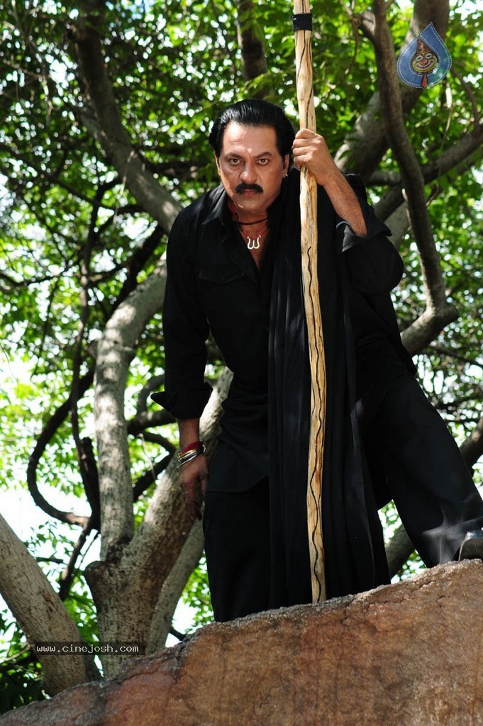 Taravata Katha Stills n Posters - 25 / 118 photos