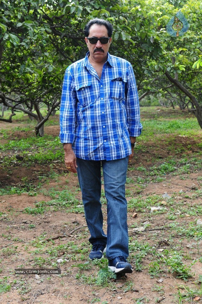 Taravata Katha Stills n Posters - 40 / 118 photos