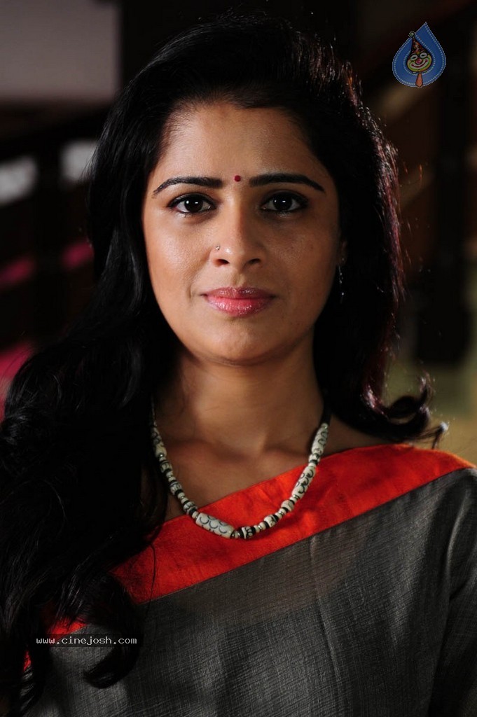 Taravata Katha Stills n Posters - 57 / 118 photos