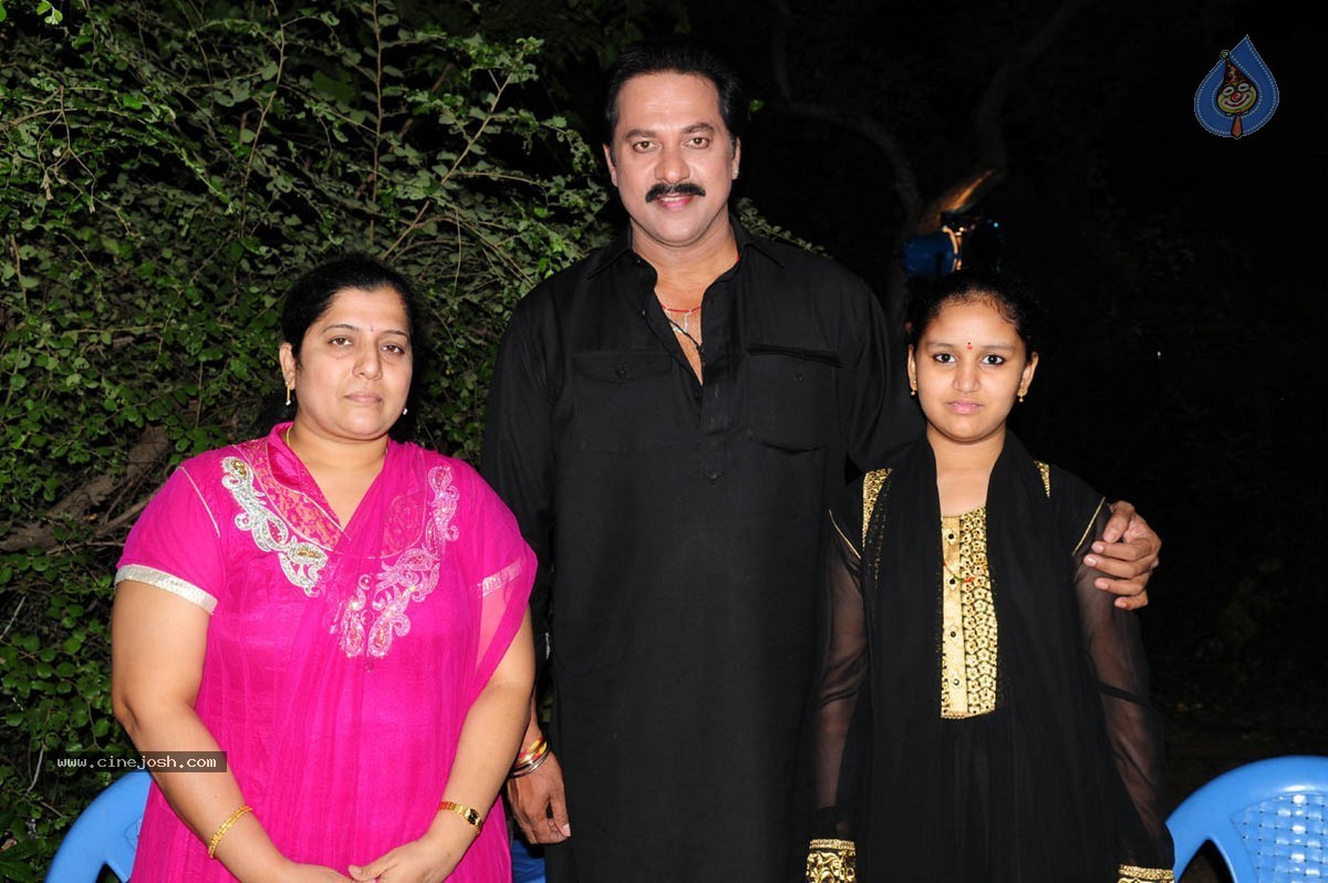 Taravata Katha Stills n Posters - 94 / 118 photos