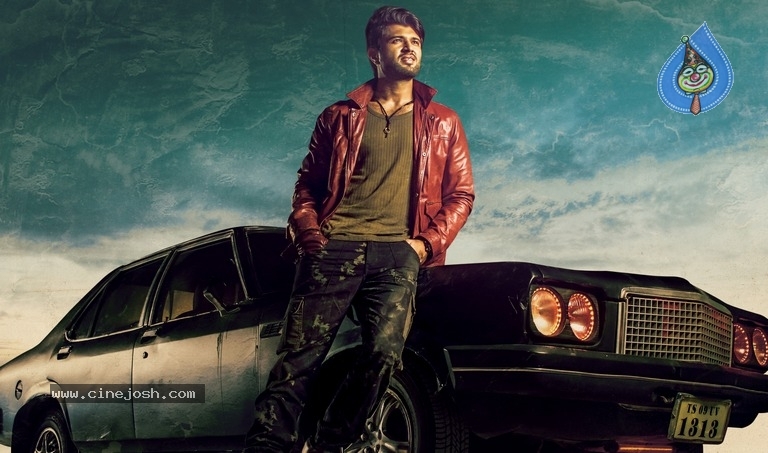 Taxiwala First Look Stills - 2 / 2 photos
