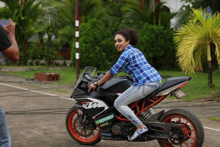 Team 5 Movie Photos - 17 / 30 photos