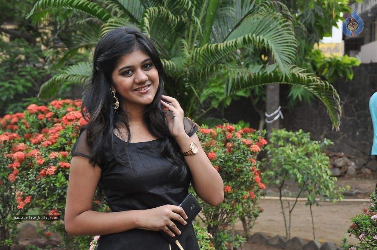 Tejaswi Stills in Natppathigaram 79 Tamil Movie  - 36 / 43 photos