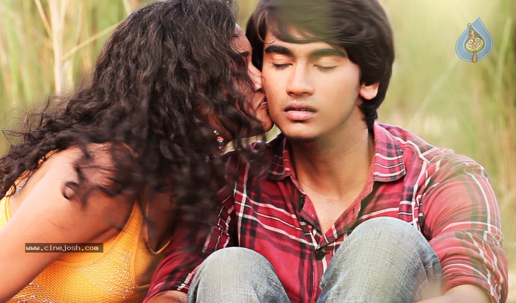 Telisi Teliyaka Movie Stills - 8 / 13 photos