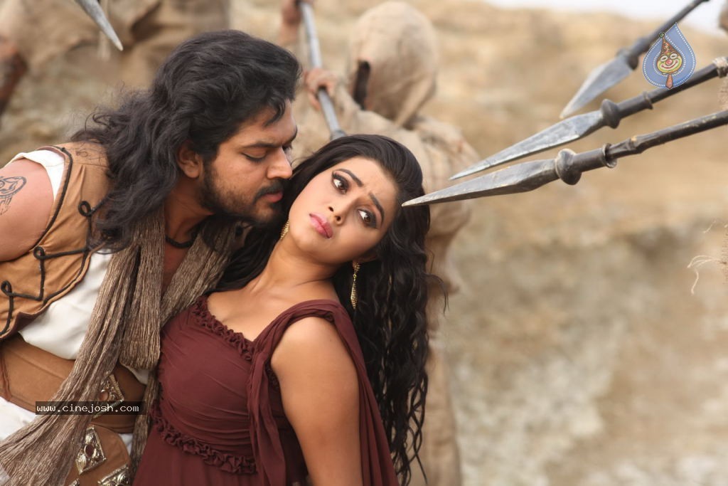 Telugulo Naaku Nachani Padam Prema Photos - 11 / 312 photos