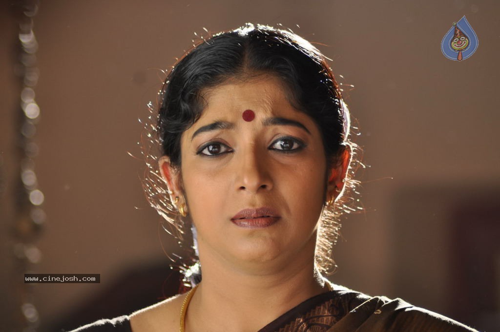 Telugulo Naaku Nachani Padam Prema Photos - 12 / 312 photos