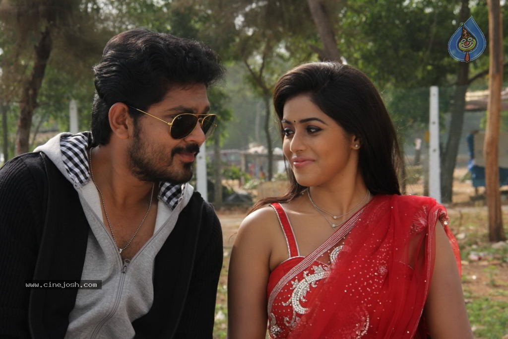 Telugulo Naaku Nachani Padam Prema Photos - 14 / 312 photos