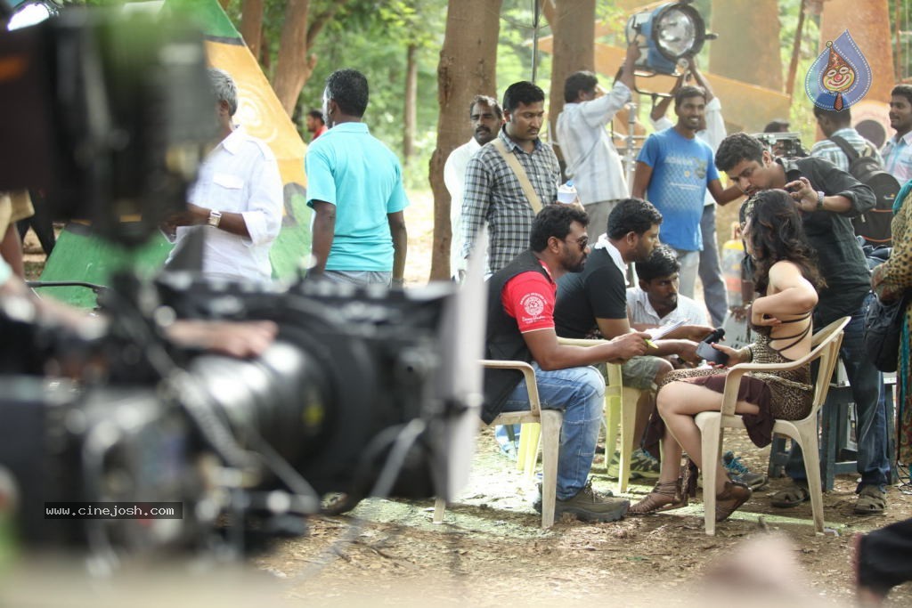 Telugulo Naaku Nachani Padam Prema Photos - 60 / 312 photos