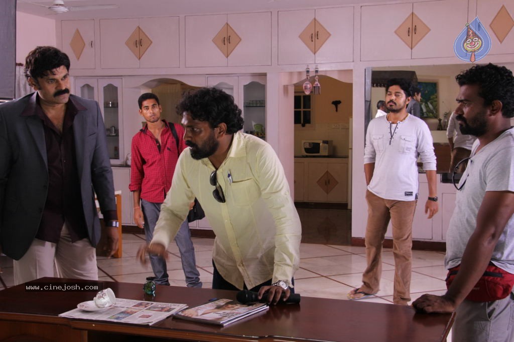 Telugulo Naaku Nachani Padam Prema Photos - 102 / 312 photos