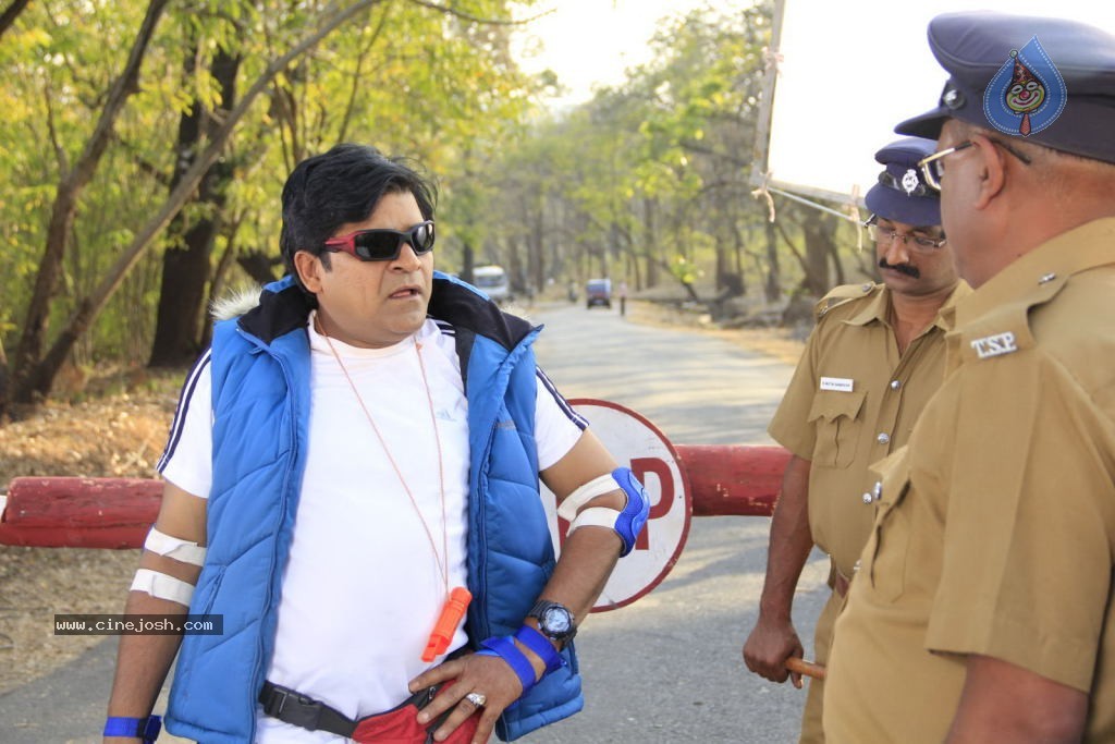 Telugulo Naaku Nachani Padam Prema Photos - 188 / 312 photos