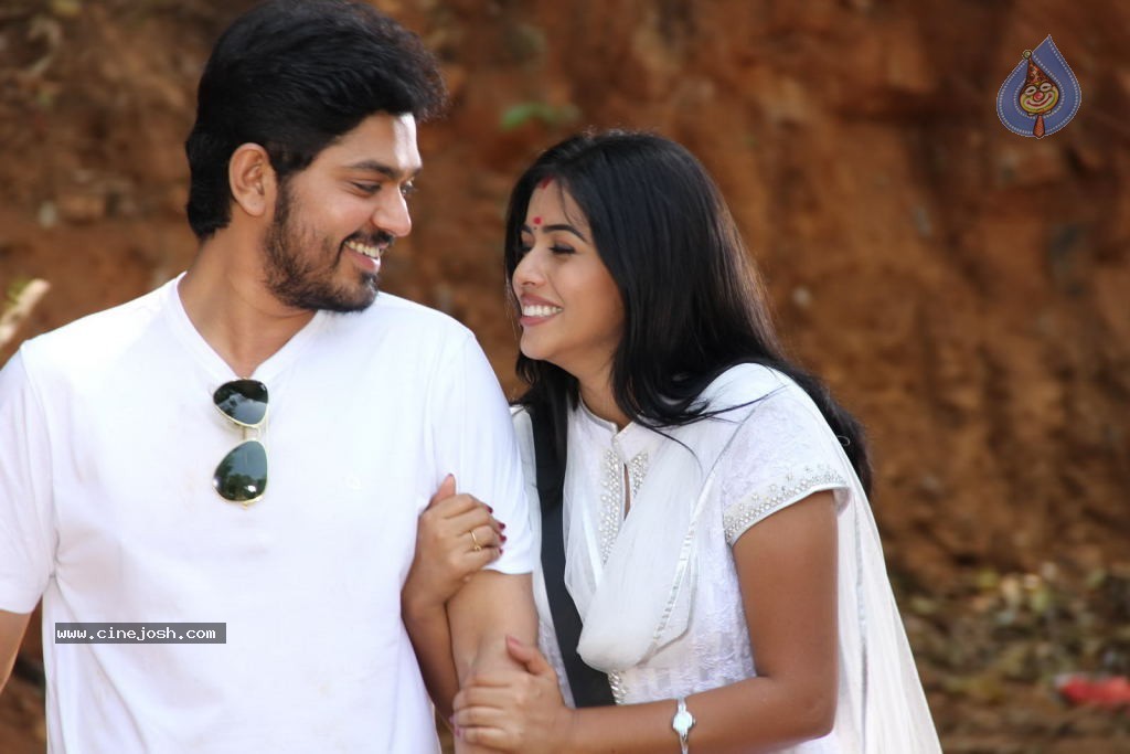 Telugulo Naaku Nachani Padam Prema Photos - 220 / 312 photos