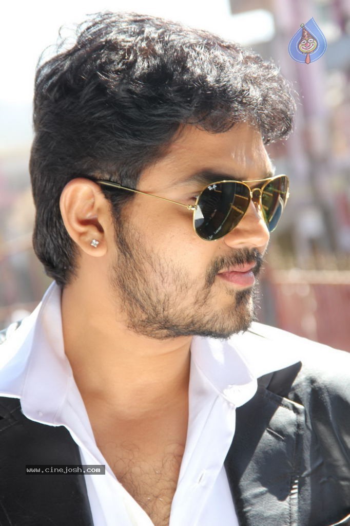 Telugulo Naaku Nachani Padam Prema Photos - 262 / 312 photos